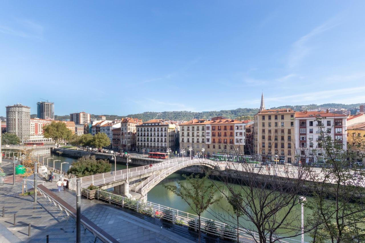 Confort Y Diseno Con Vistas Al Casco Viejo Bilbao Eksteriør bilde